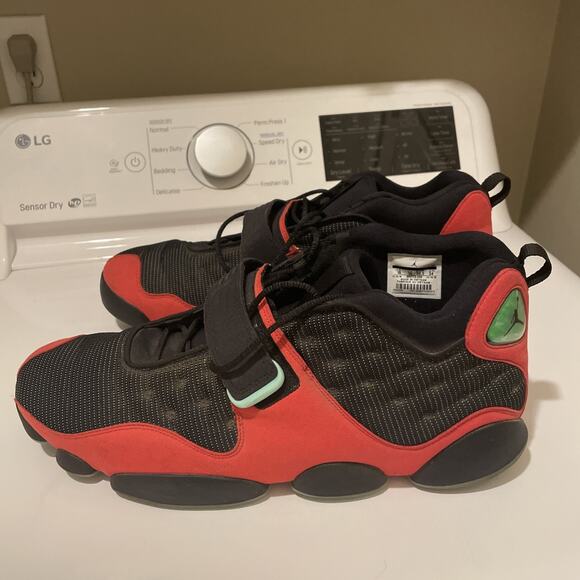 Nike Air Jordan Black Cat Bred AR0772-006 RARE Men’s Size 16 Red Black 2018